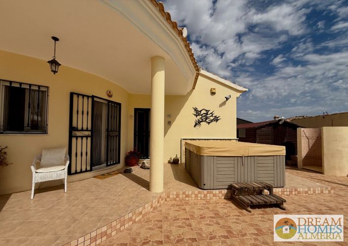 Image No.9-2 Bed Villa for sale