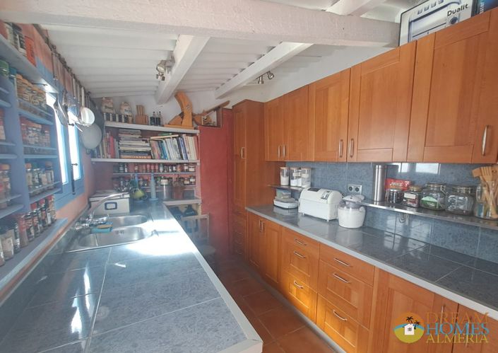 Image No.21-4 Bed Villa / Detached for sale