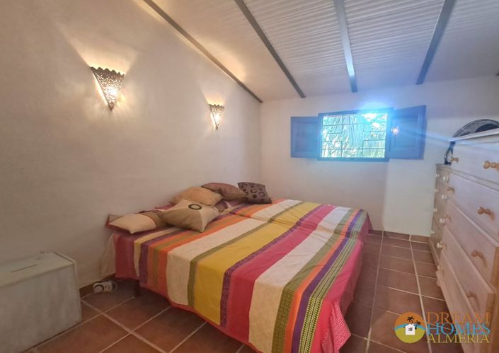 Image No.31-4 Bed Villa / Detached for sale