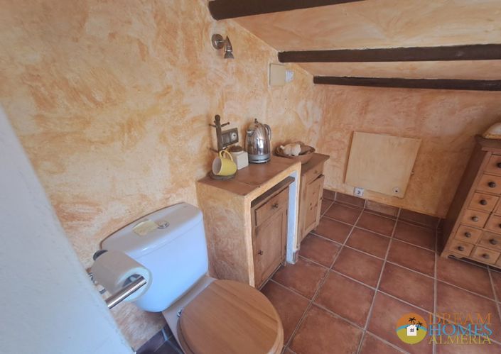 Image No.34-4 Bed Villa / Detached for sale