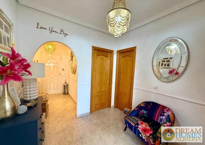 Image No.14-3 Bed Villa for sale
