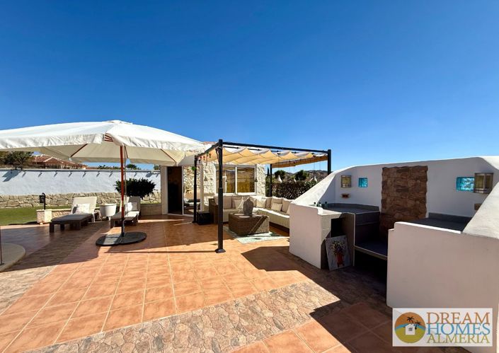 Image No.27-3 Bed Villa for sale