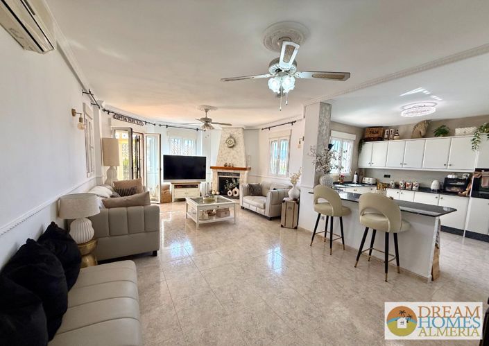 Image No.4-3 Bed Villa for sale