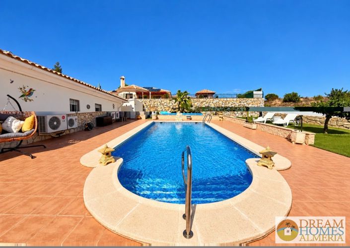 Image No.34-3 Bed Villa for sale