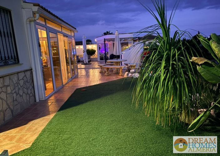 Image No.37-3 Bed Villa for sale