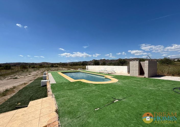 Image No.21-Villa / Independiente con 2 dormitorios en venta