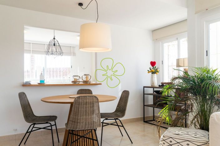 Image No.7-4 Bed Villa for sale