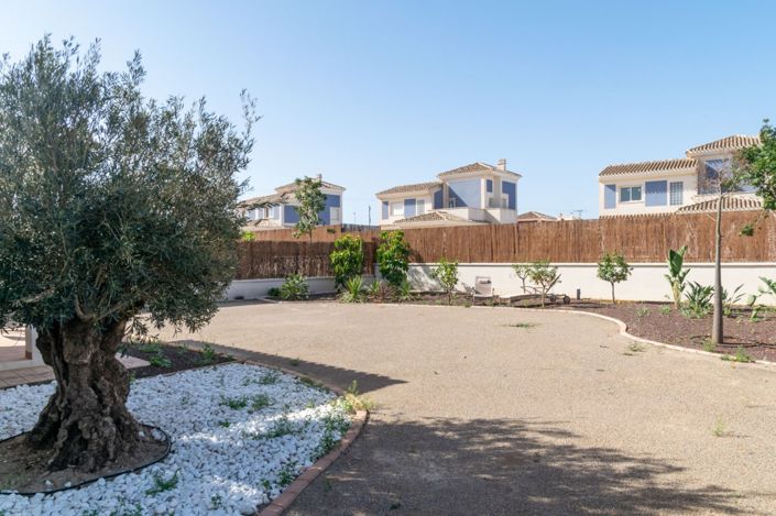 Image No.17-3 Bed Villa for sale