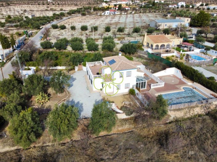 Image No.33-4 Bed Villa for sale