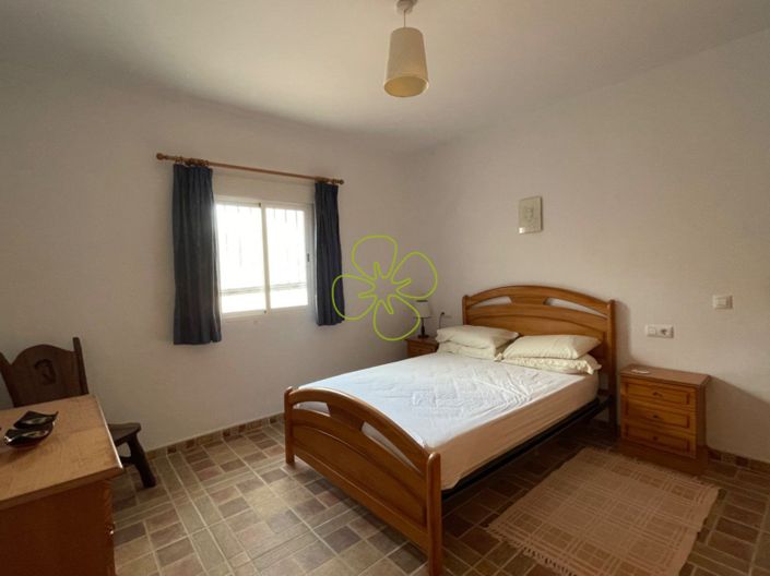 Image No.10-4 Bed Villa for sale