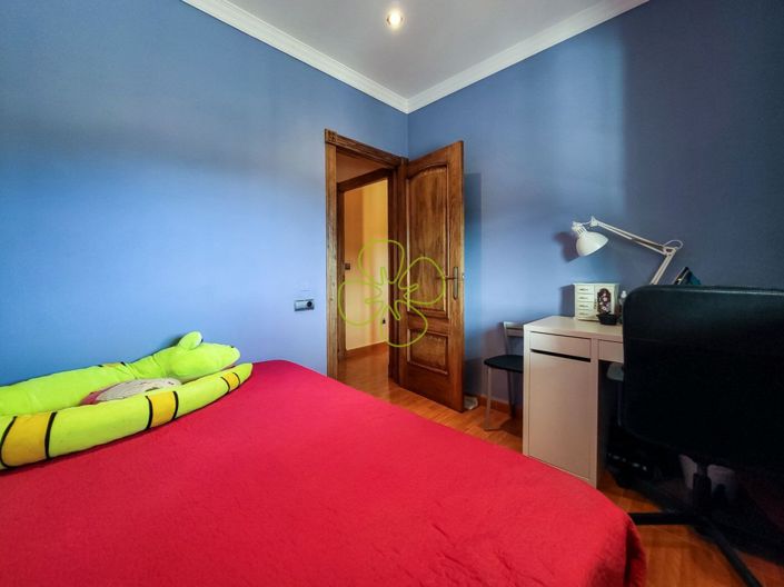 Image No.14-3 Bed Villa for sale