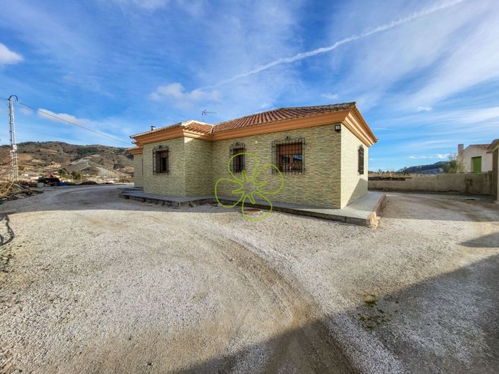 Image No.19-3 Bed Villa for sale