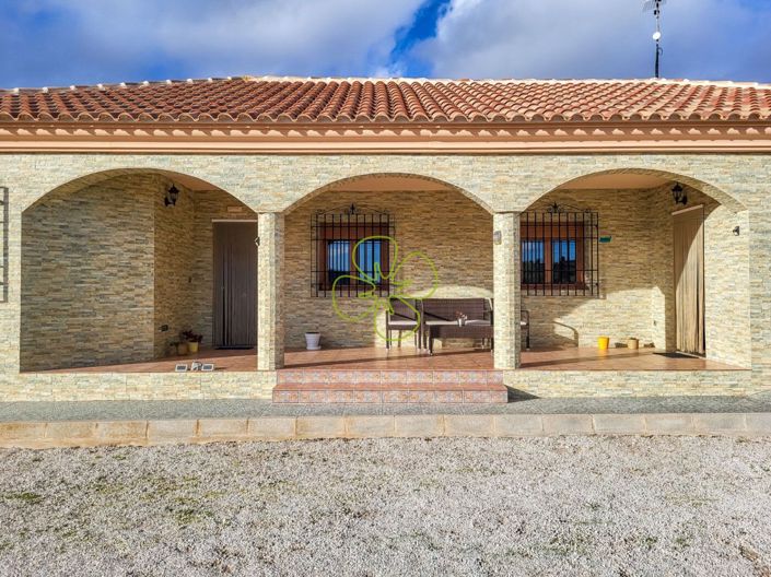 Image No.21-3 Bed Villa for sale