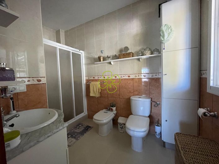 Image No.16-3 Bed Villa for sale