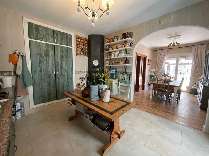 Image No.6-3 Bed Villa for sale