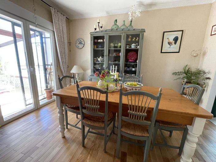 Image No.9-3 Bed Villa for sale