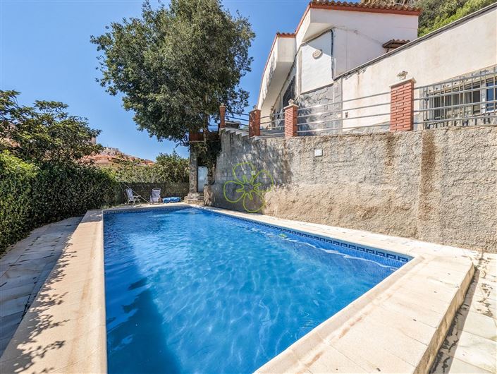 Image No.25-3 Bed Cortijo for sale