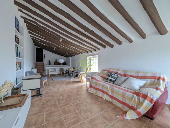 Image No.26-5 Bed Village House for sale