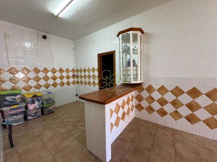 Image No.6-5 Bed Village House for sale