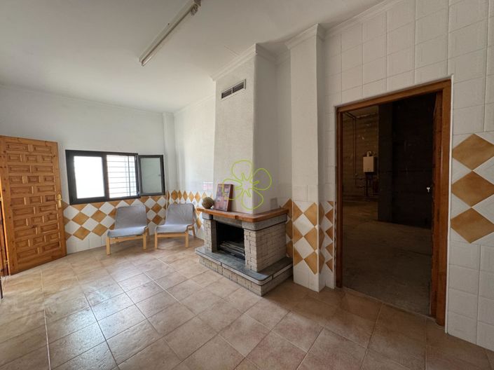 Image No.7-5 Bed Village House for sale