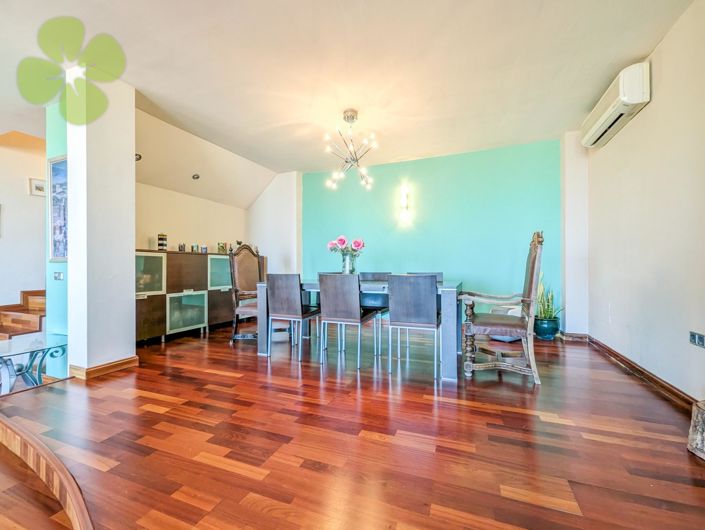 Image No.6-5 Bed Villa for sale