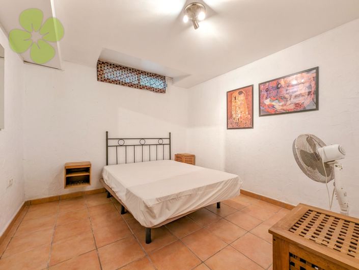 Image No.23-6 Bed Villa for sale