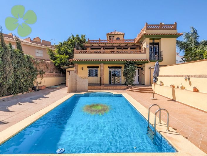 Image No.27-6 Bed Villa for sale