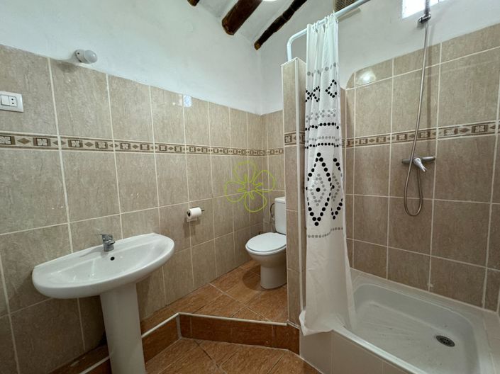 Image No.17-3 Bed Village House for sale