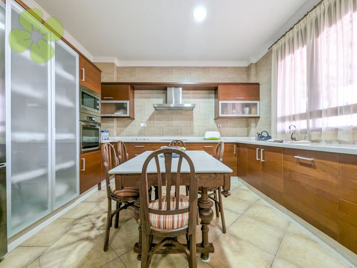 Image No.15-4 Bed Villa for sale