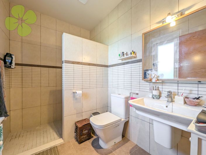 Image No.20-3 Bed Villa for sale