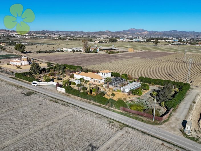 Image No.29-3 Bed Villa for sale