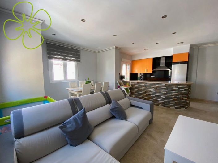 Image No.1-2 Bed Flat for sale