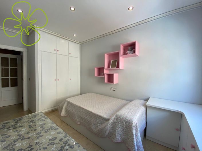 Image No.13-2 Bed Flat for sale