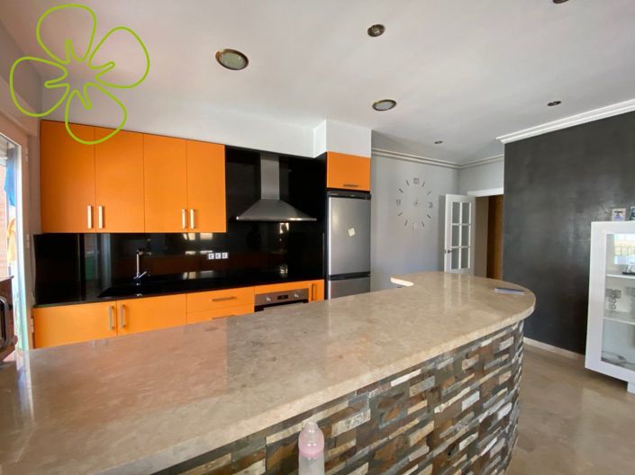 Image No.4-2 Bed Flat for sale