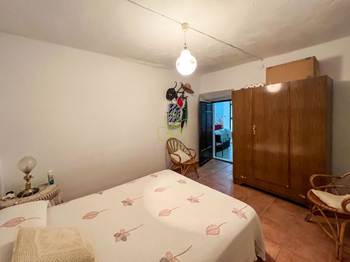 Image No.12-4 Bed Cortijo for sale