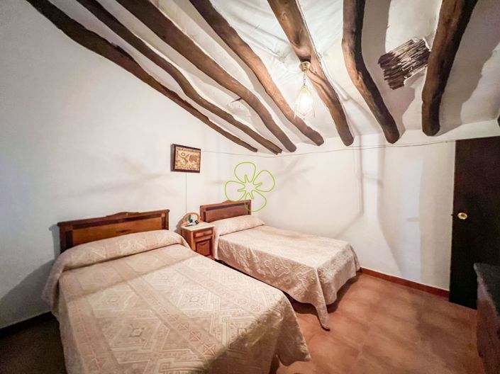 Image No.16-4 Bed Cortijo for sale