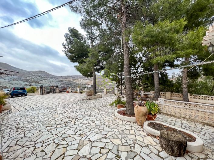 Image No.20-4 Bed Cortijo for sale