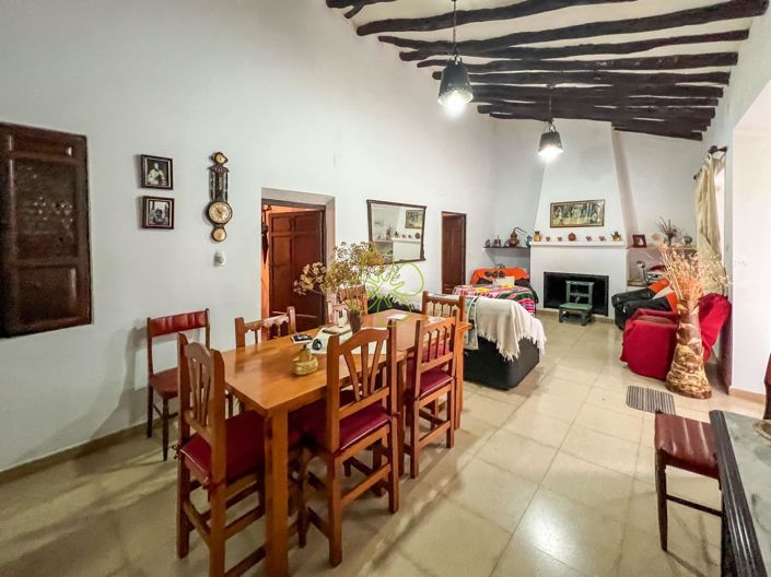 Image No.4-4 Bed Cortijo for sale