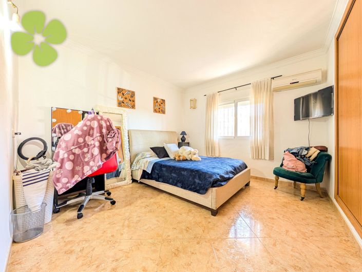 Image No.8-1 Bed Flat for sale