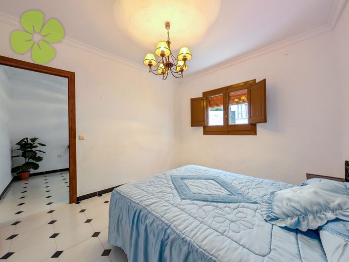 Image No.20-6 Bed Village House for sale