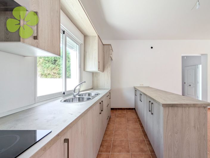 Image No.7-3 Bed Villa for sale