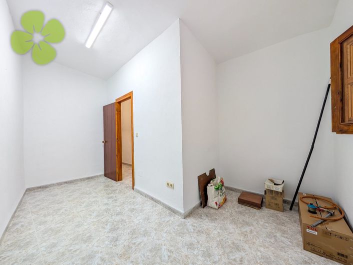 Image No.15-3 Bed Village House for sale