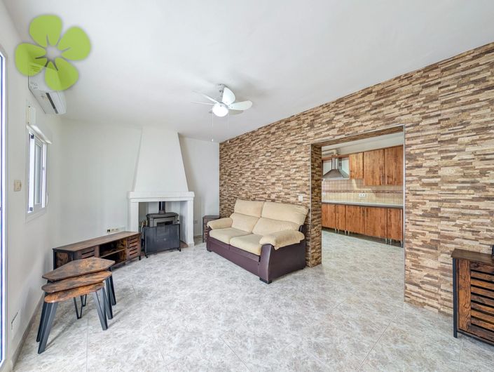 Image No.4-3 Bed Village House for sale