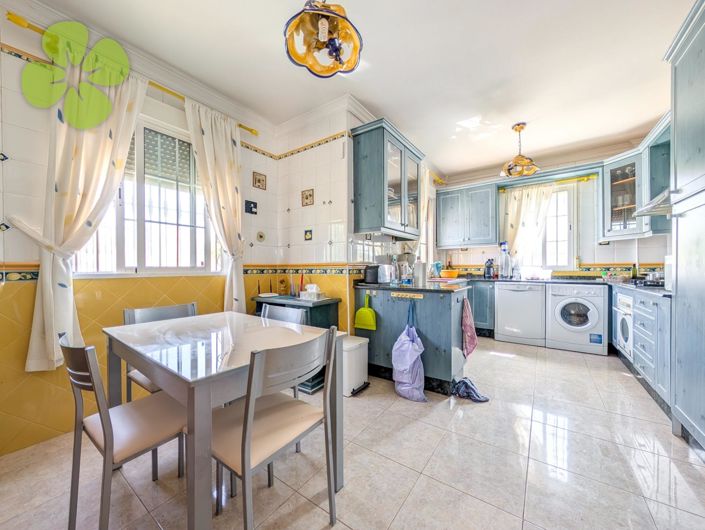 Image No.4-3 Bed Villa for sale