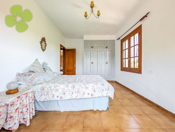 Image No.11-5 Bed Villa for sale