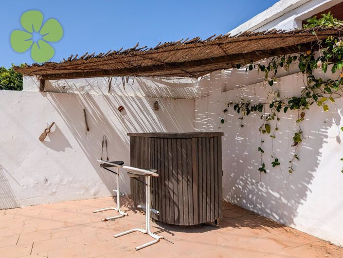 Image No.18-5 Bed Villa for sale