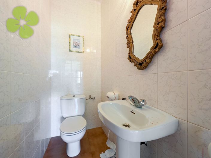 Image No.9-5 Bed Villa for sale