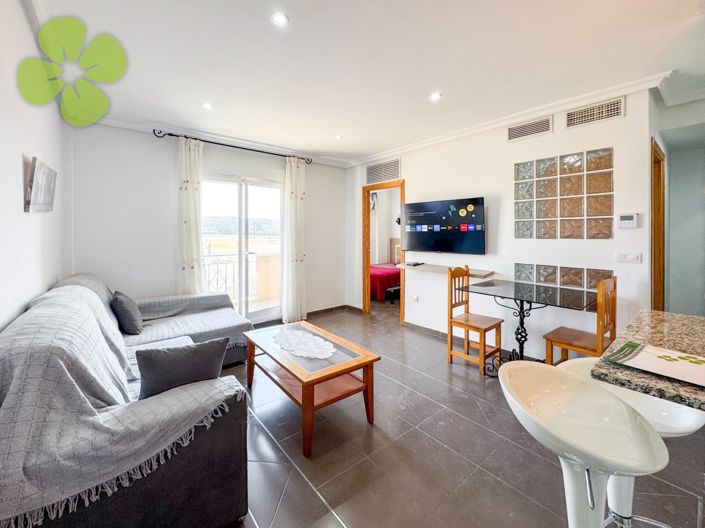Image No.1-4 Bed Flat for sale