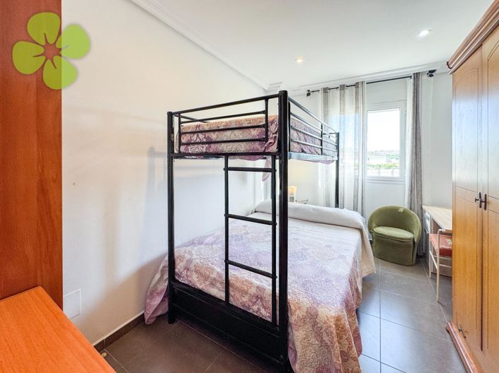 Image No.16-4 Bed Flat for sale