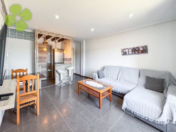 Image No.2-4 Bed Flat for sale